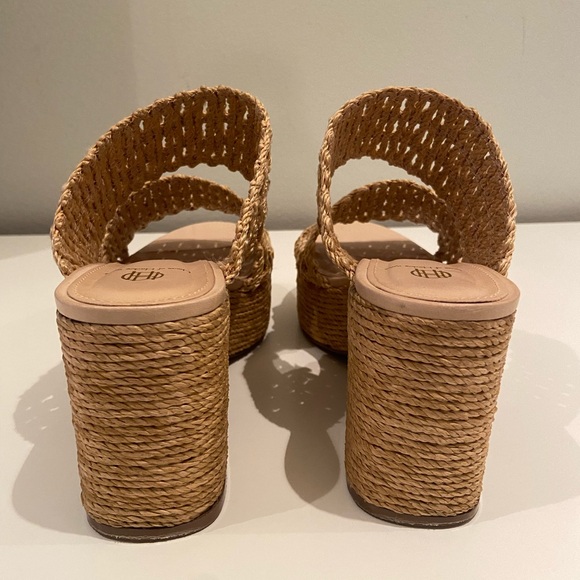 House of Harlow x Revolve birdie heel natural size 6 - Picture 3 of 7